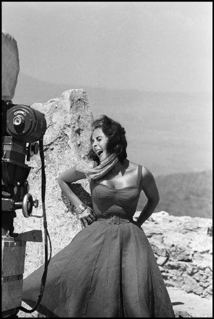 (c) Magnum Photos
