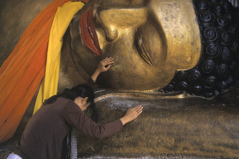 (c) Steve McCurry / Magnum Photos
