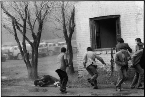 (c) Abbas / Magnum Photos