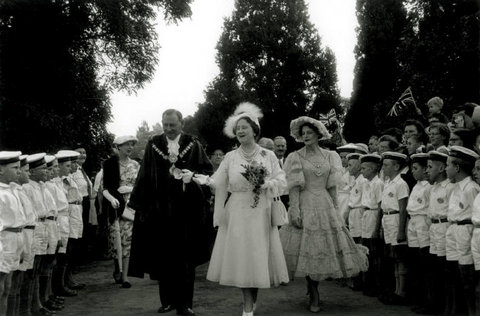 (c) 
Ian Berry
 / Magnum Photos