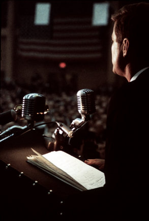 (c) Cornell Capa C / Magnum Photos