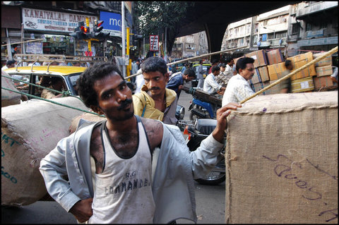 (c) Raghu Rai / Magnum Photos
