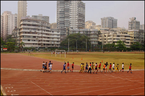(c) Raghu Rai / Magnum Photos