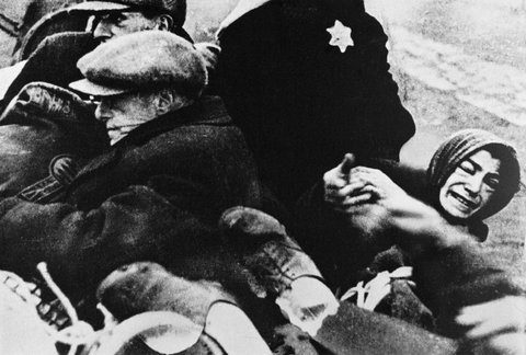 (c) Bar Am Collection / Magnum Photos