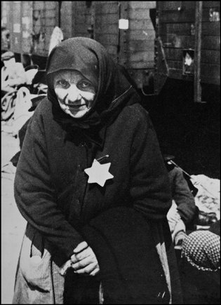 (c) Bar Am Collection / Magnum Photos