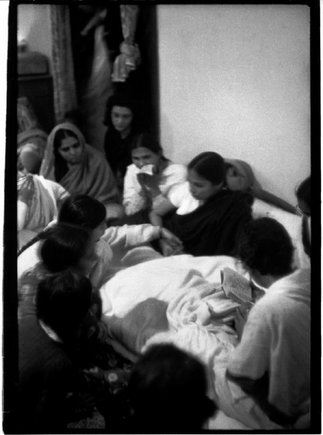 (c) 
Henri Cartier-Bresson
 / Magnum Photos