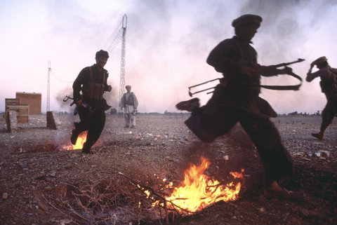 (c) 
Steve McCurry
 / Magnum Photos