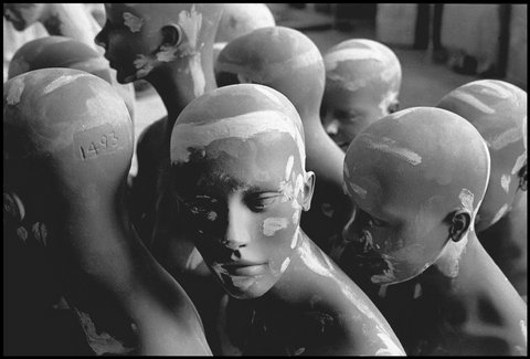 (c) Erich Hartmann / Magnum Photos