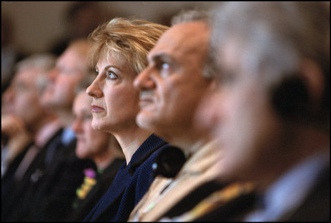 (c) 
Richard Kalvar
 / Magnum Photos