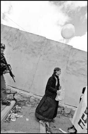 (c) Larry Towell / Magnum Photos