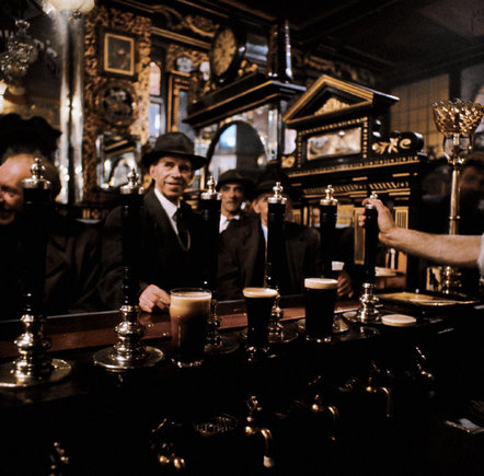 (c) Elliott Erwitt / Magnum Photos