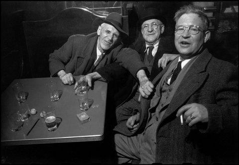 (c) Henri Cartier-Bresson / Magnum Photos