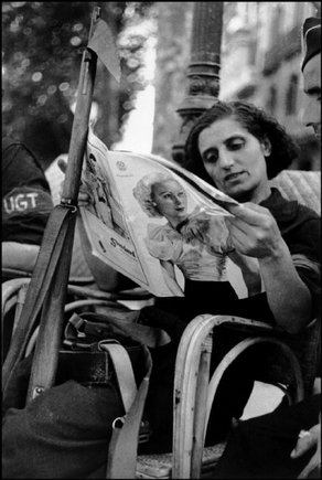 (c) Cornell Capa Photos by Robert Capa © 2001 / Magnum Photos