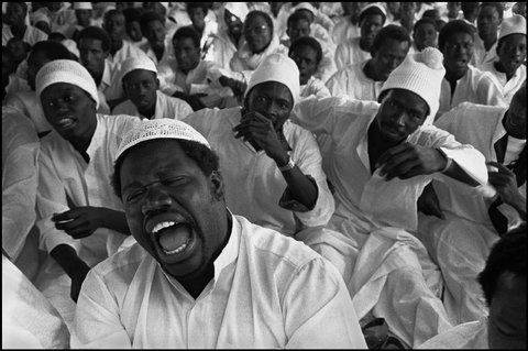 (c) Abbas / Magnum Photos