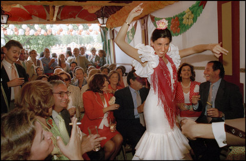 (c)  Abbas        / Magnum Photos