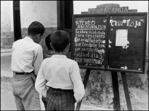 (c) David Seymour / Magnum Photos