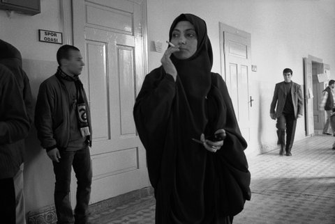 (c)  Abbas        / Magnum Photos