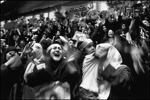 (c) Abbas / Magnum Photos