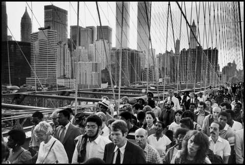 (c) Richard Kalvar / Magnum Photos