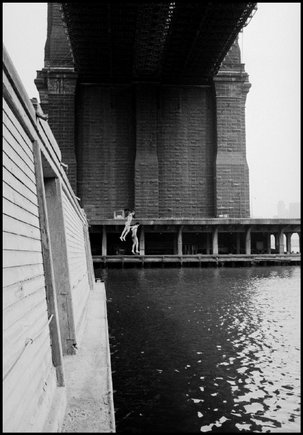 (c) Erich Hartmann / Magnum Photos