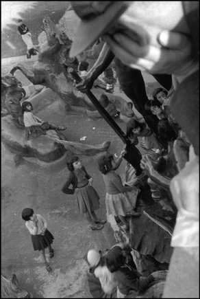 (c) Sergio Larrain / Magnum Photos