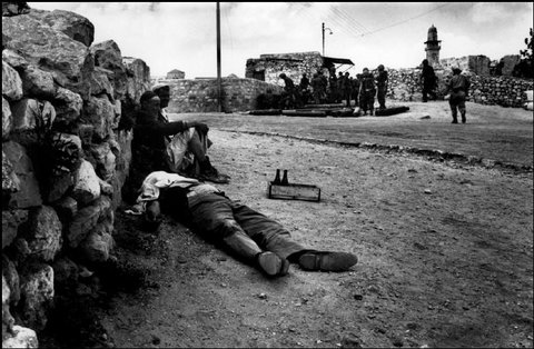 (c) Micha Bar Am / Magnum Photos