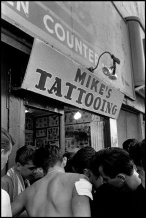 (c) Bruce Davidson / Magnum Photos