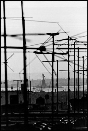 (c) Bruce Davidson / Magnum Photos