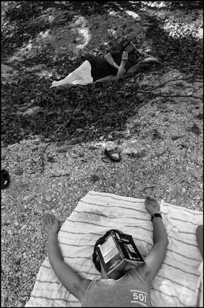 (c) Nikos Economopoulos / Magnum Photos