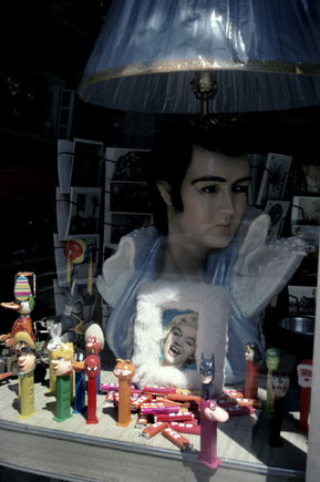 (c) Inge Morath  / Magnum Photos