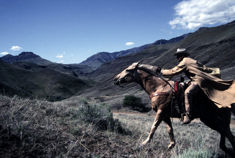 (c) Steve McCurry / Magnum Photos