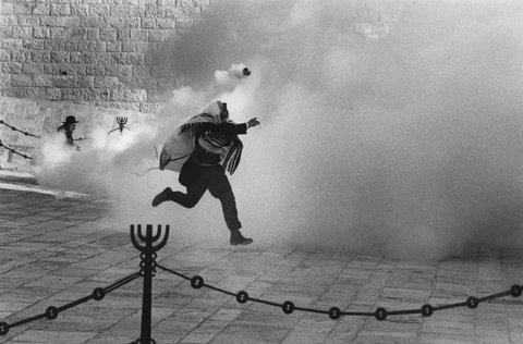 (c) Micha Bar Am / Magnum Photos