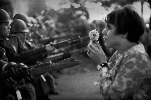 (c) Marc Riboud / Magnum Photos