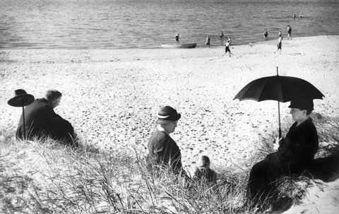 (c) Herbert List / Magnum Photos