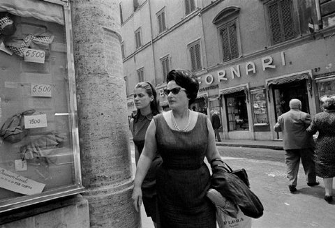 (c) Bruno Barbey / Magnum Photos