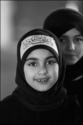 (c)  Abbas        / Magnum Photos