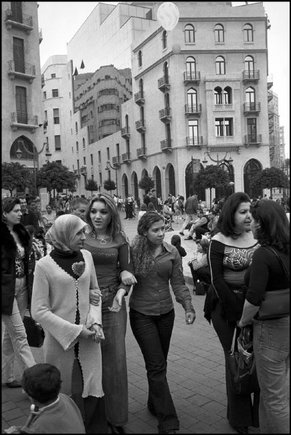 (c)  Abbas        / Magnum Photos