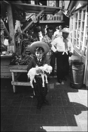 (c) Dennis Stock / Magnum Photos