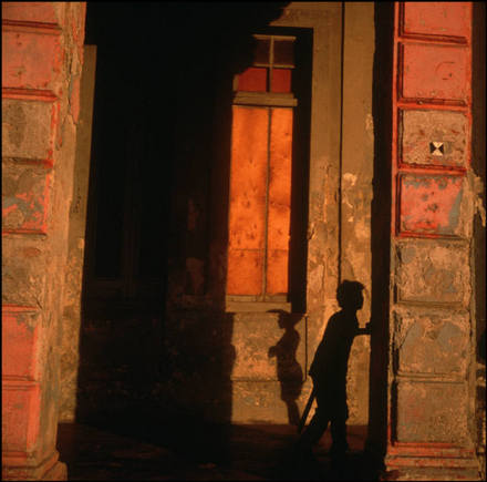 (c) Miguel Rio Branco / Magnum Photos