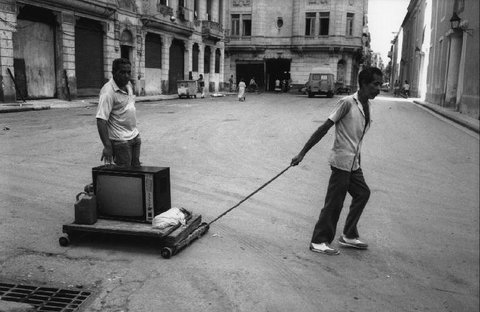 (c)  Abbas        / Magnum Photos