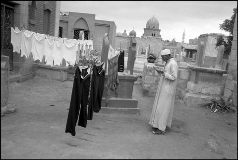 (c)  Abbas        / Magnum Photos