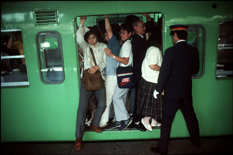 (c) Bruno Barbey / Magnum Photos