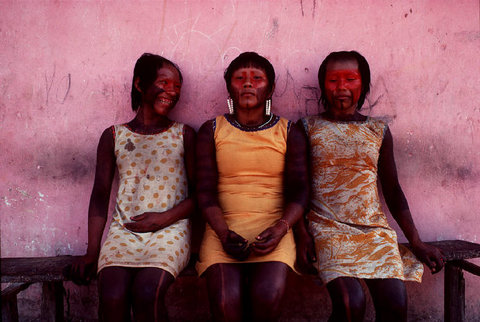 (c) Miguel Rio Branco / Magnum Photos