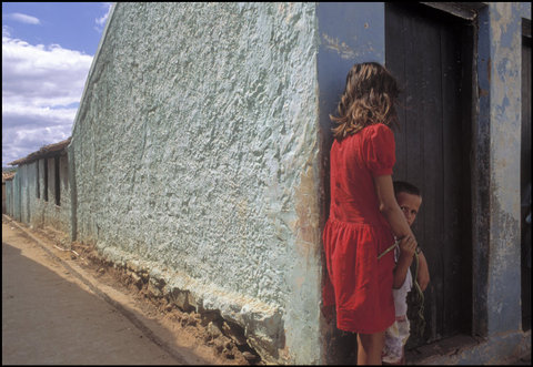 (c) Miguel Rio Branco / Magnum Photos