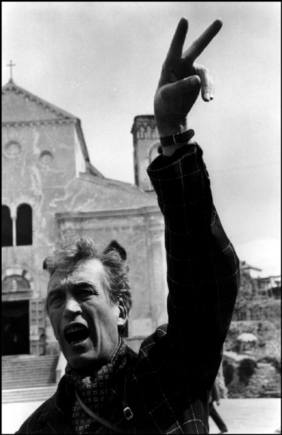 (c) ROBERT  CAPA © 2001 By Cornell Capa / Magnum Photos