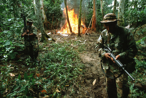 (c) Susan Meiselas / Magnum Photos