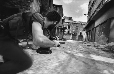 (c) Raymond Depardon / Magnum Photos