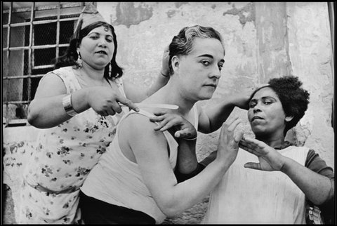 (c) Henri Cartier-Bresson / Magnum Photos