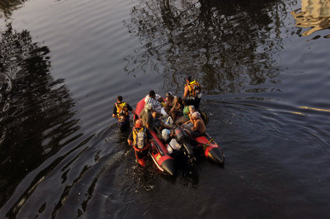 (c) Thomas Dworzak / Magnum Photos