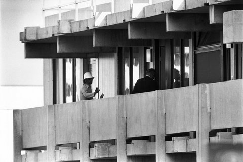 (c) Raymond Depardon / Magnum Photos